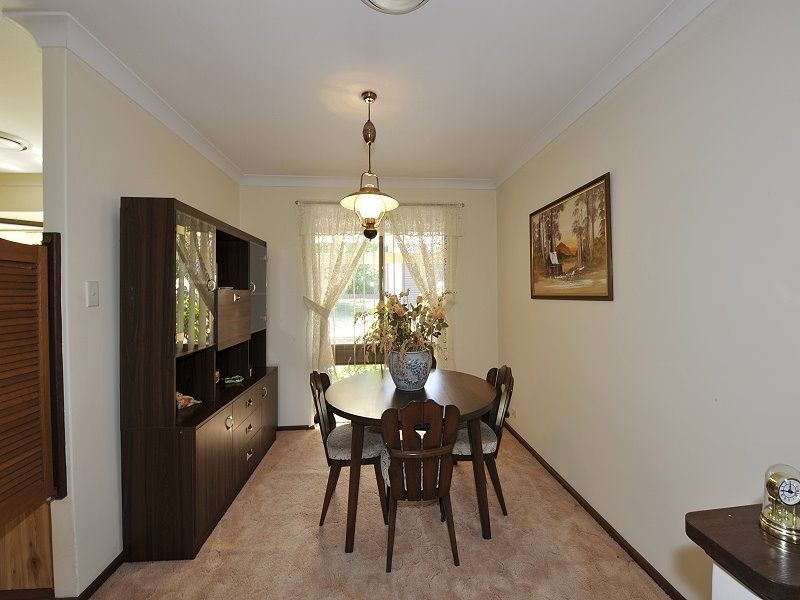 16 Muir Place, Halls Head WA 6210