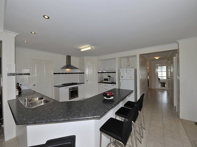 128 Yindana Boulevard, Lakelands WA 6180