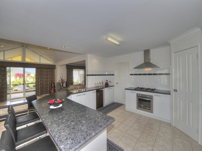 128 Yindana Boulevard, Lakelands WA 6180