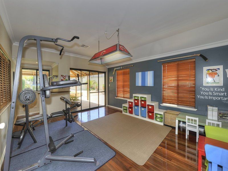 11 Cranbrook Crescent, Dawesville WA 6211