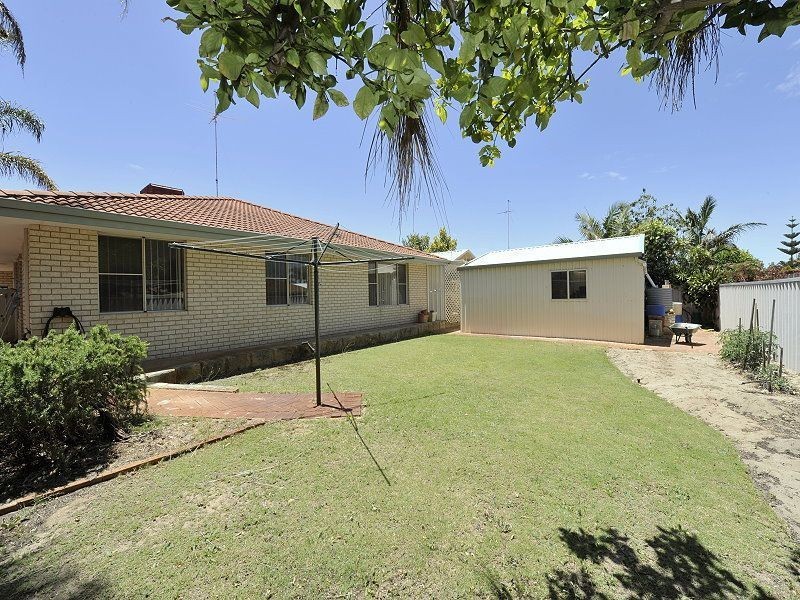 17 Staunton Rise, Halls Head WA 6210