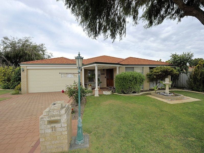 11 Latiano Green, Secret Harbour WA 6173