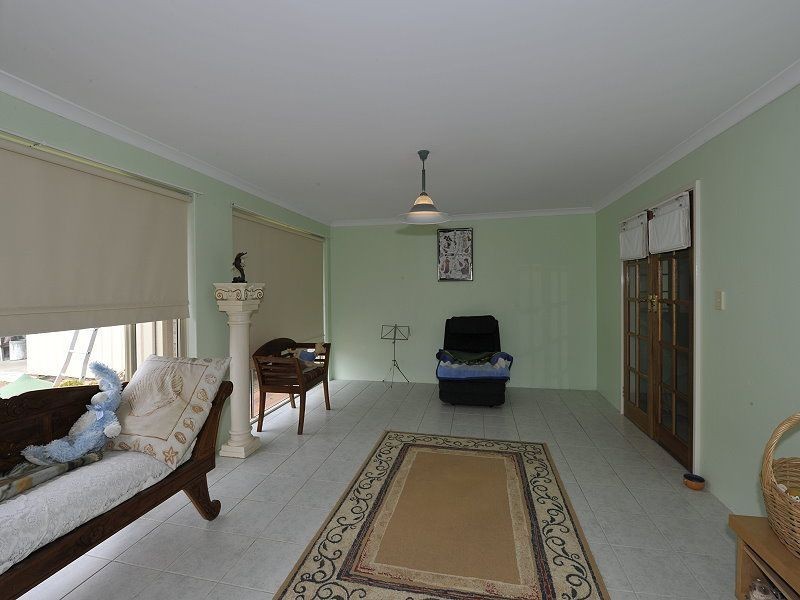 11 Latiano Green, Secret Harbour WA 6173