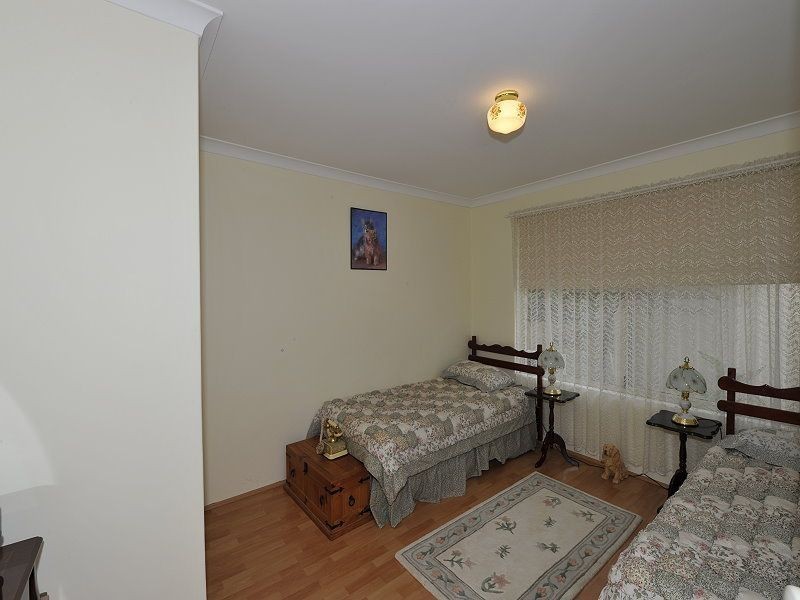 11 Latiano Green, Secret Harbour WA 6173