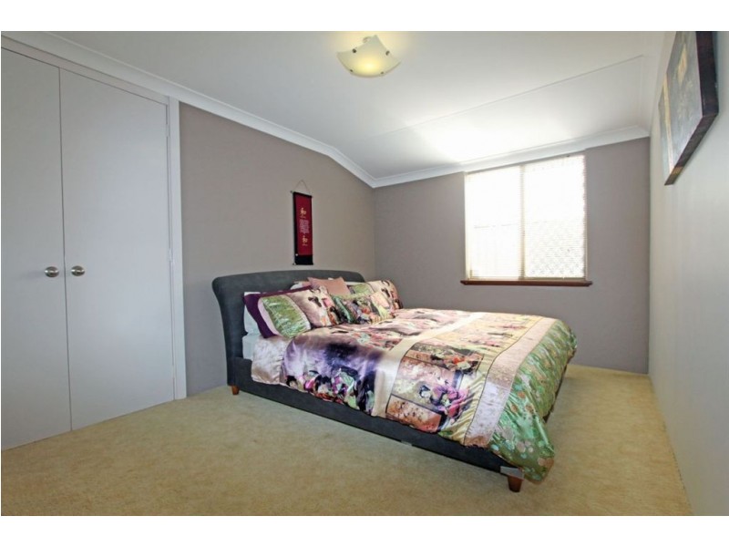 4 Amazon Drive, Greenfields WA 6210