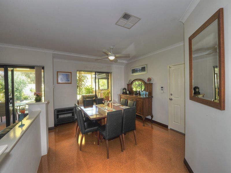 17 Currancy Lass Rise, Madora Bay WA 6210