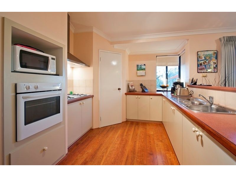 13 Winya Way, Falcon WA 6210