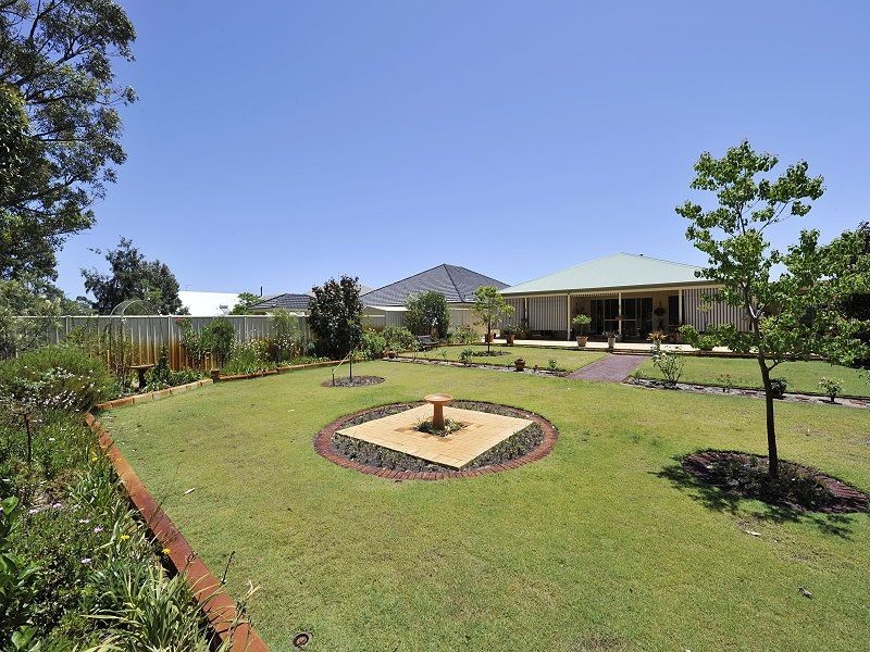 67 Midsummer Circle, Pinjarra WA 6208