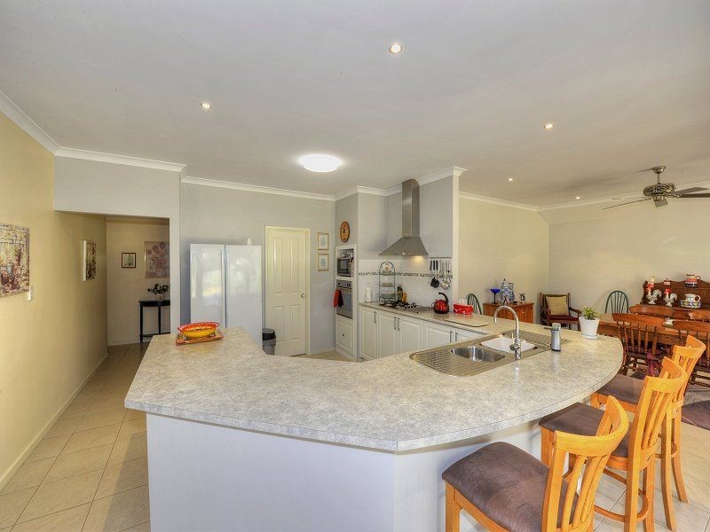 67 Midsummer Circle, Pinjarra WA 6208