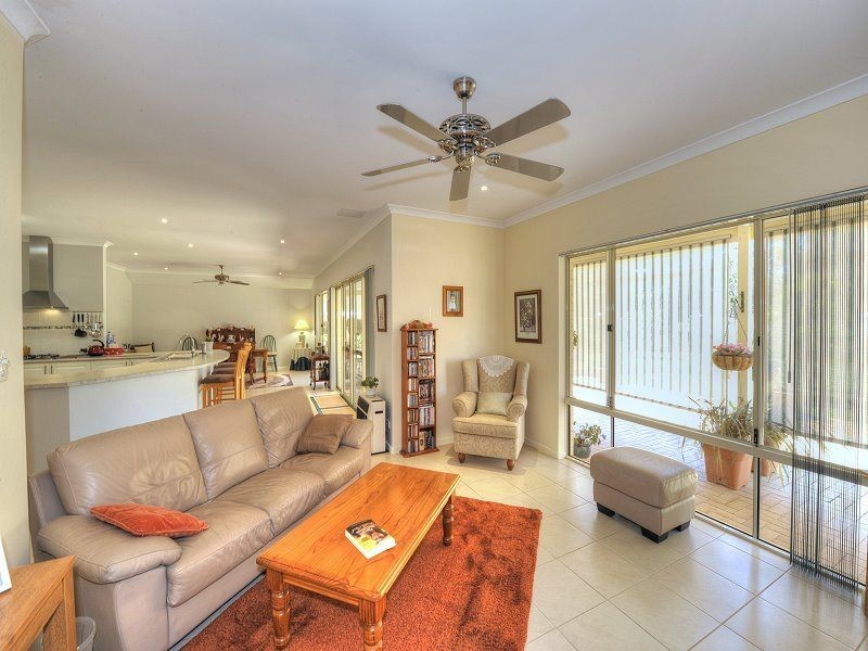 67 Midsummer Circle, Pinjarra WA 6208