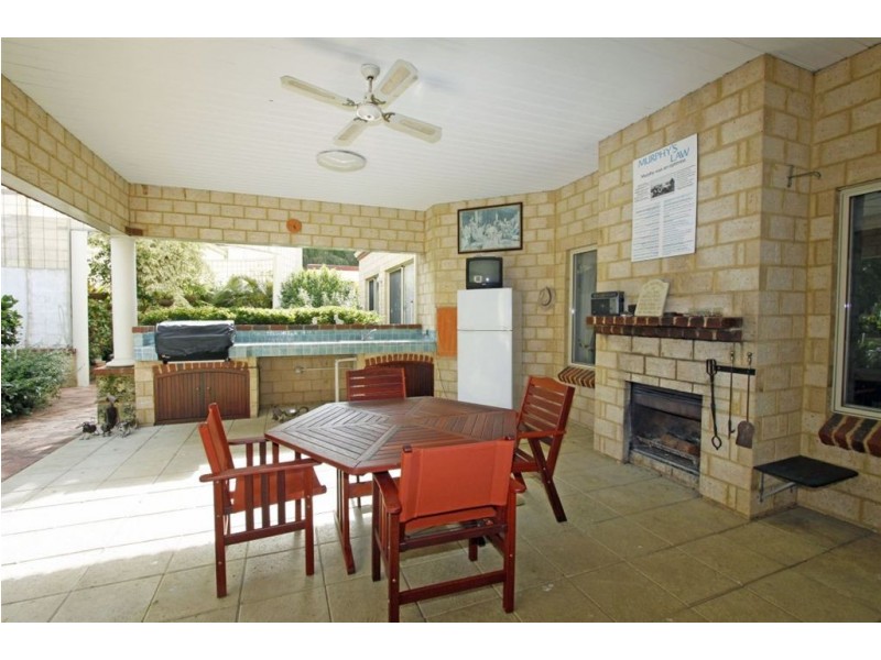 21 Mulga Drive, Parklands WA 6210