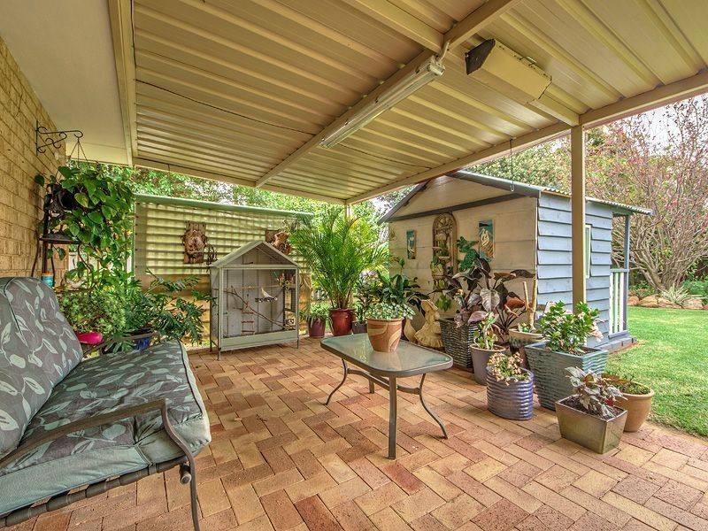 10 Neil Place, Waroona WA 6215