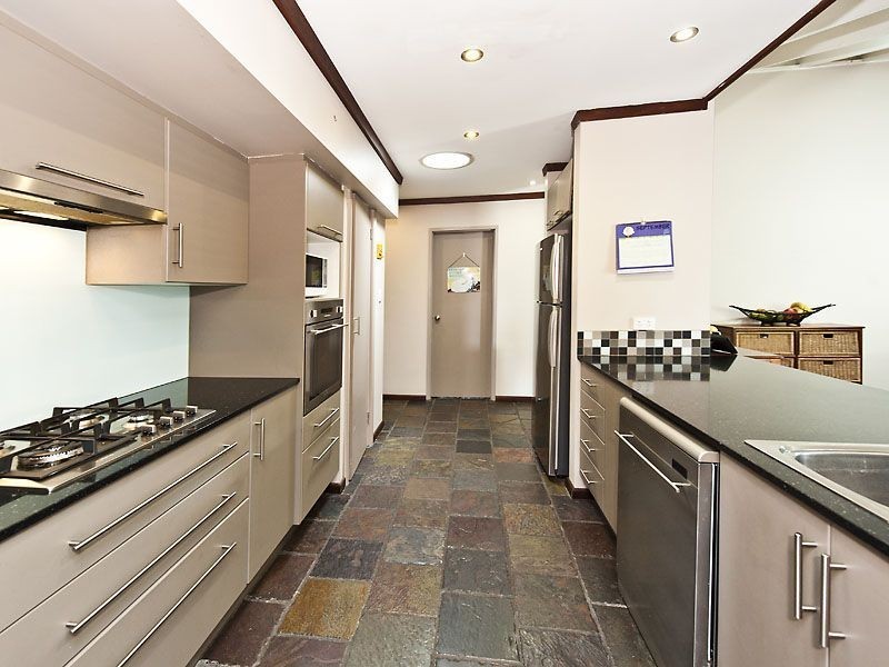 5 Armstrong Court, Waroona WA 6215