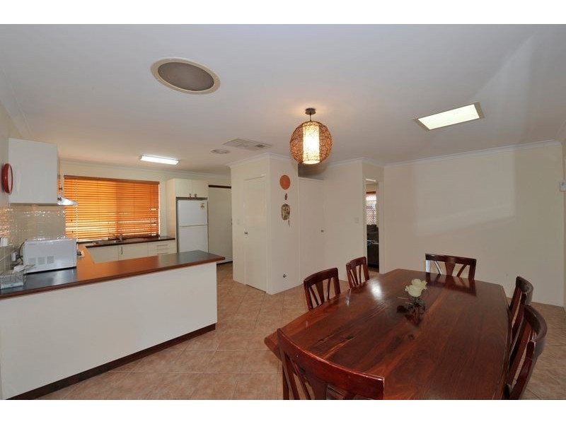 9 Fifth Avenue, Dudley Park WA 6210