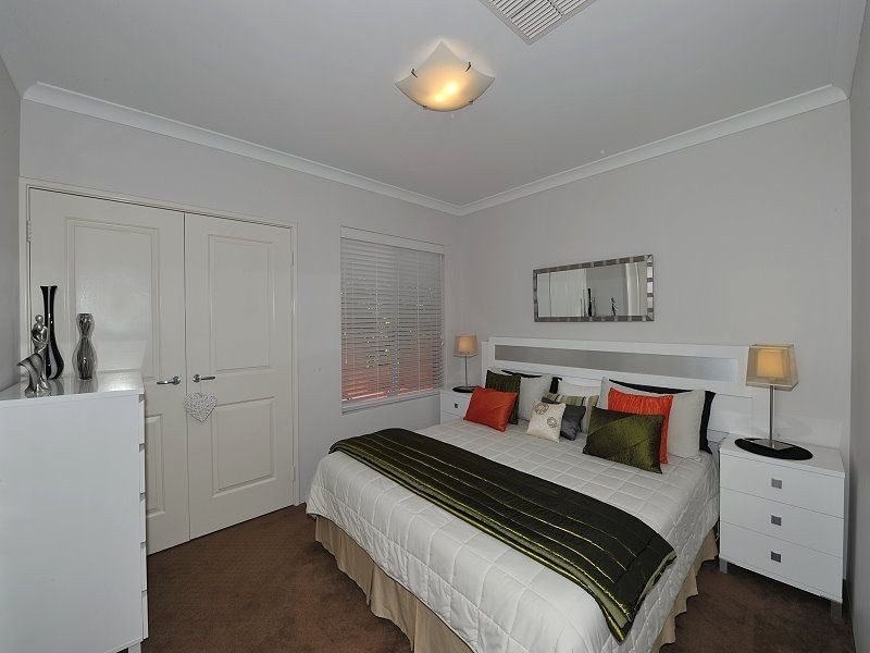 10 Isabellas Way, Erskine WA 6210