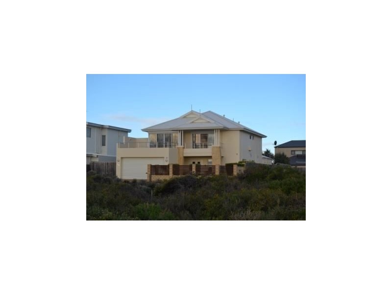 110 Boardwalk boulevard, Halls Head WA 6210