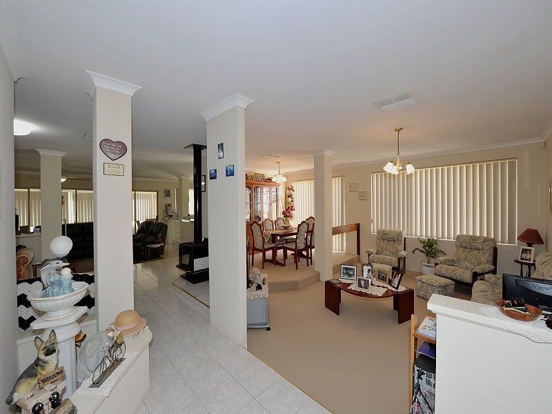 3 Pinnace Court, Halls Head WA 6210