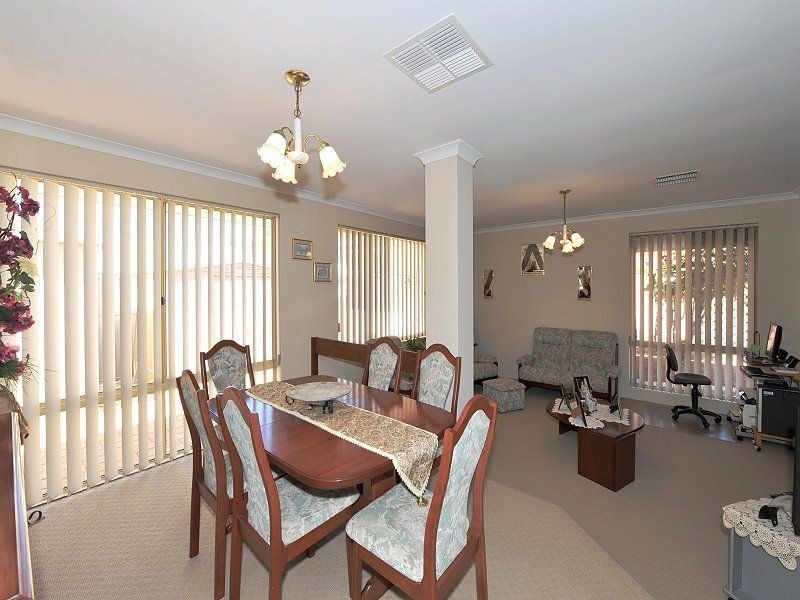 3 Pinnace Court, Halls Head WA 6210