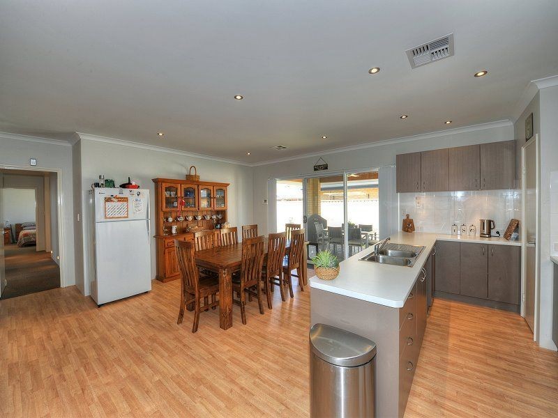 20 Eglinton Terrace, Dudley Park WA 6210