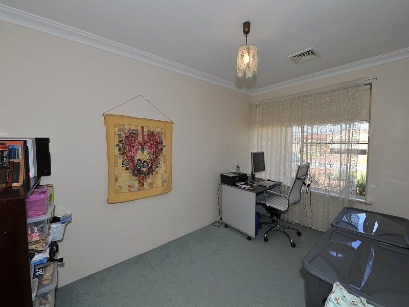 52 Ronsard Drive, San Remo WA 6210