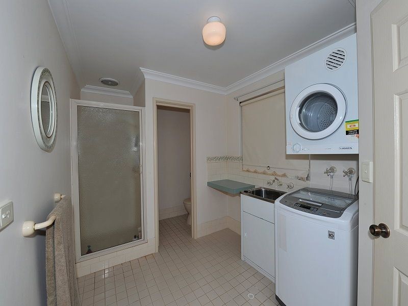 52 Ronsard Drive, San Remo WA 6210