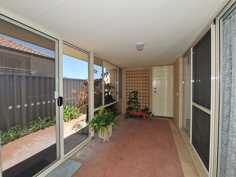 52 Ronsard Drive, San Remo WA 6210