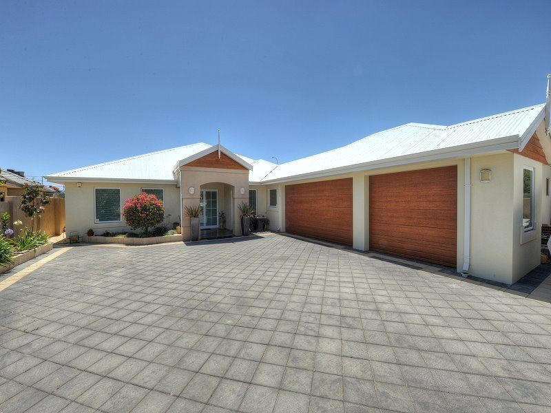 11 Genevieve Court, Halls Head WA 6210