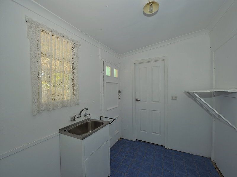 6 Nesbit Road, Greenfields WA 6210