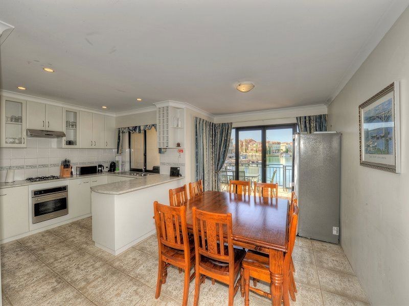 24/69 Westview Parade, Wannanup WA 6210