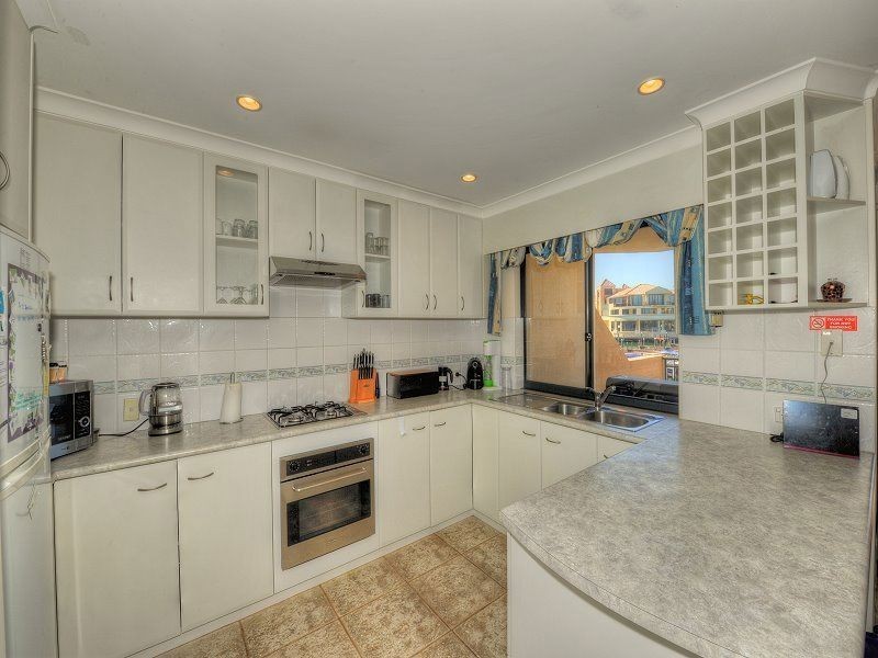 24/69 Westview Parade, Wannanup WA 6210