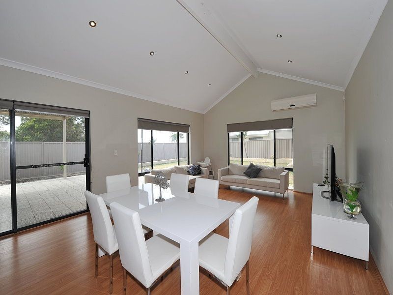 84 Albany Drive, Dawesville WA 6211