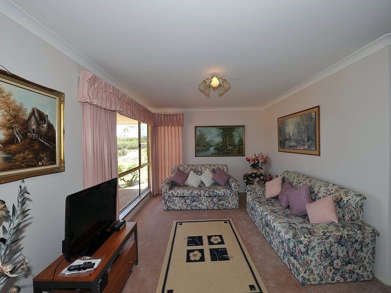 44 Windfire Grove, Nambeelup WA 6207