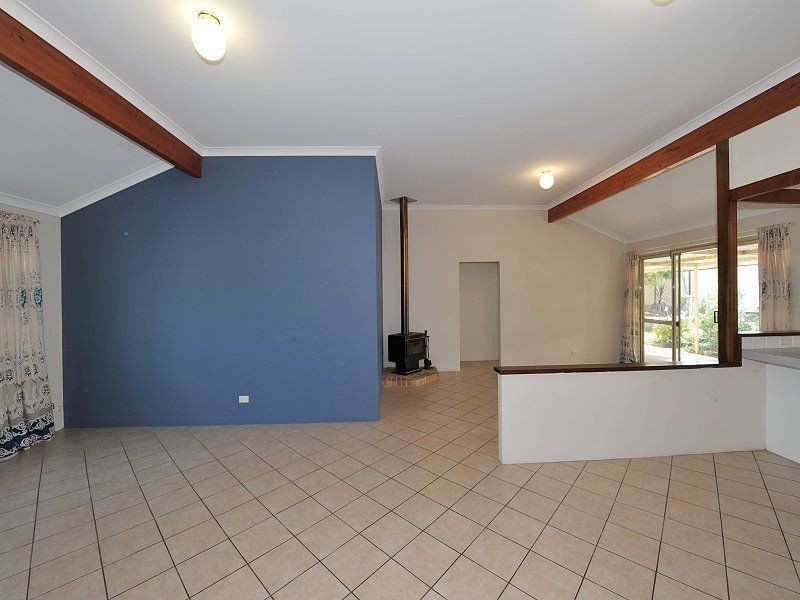 5 Lowden Road, Greenfields WA 6210