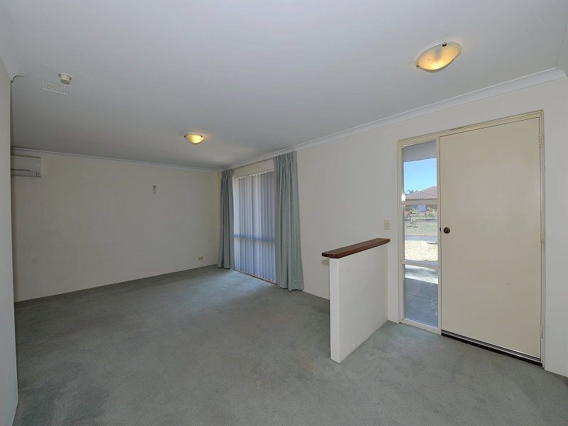 16 Foster Road, Coodanup WA 6210