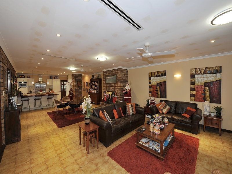 24 Madora Beach Road, Madora Bay WA 6210