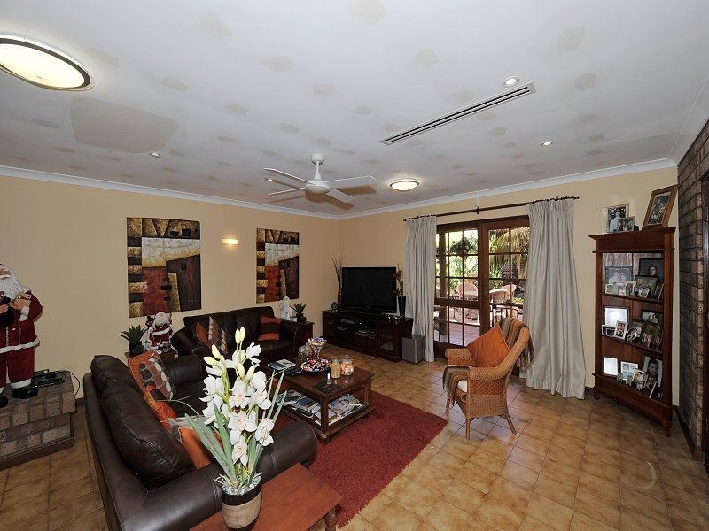 24 Madora Beach Road, Madora Bay WA 6210