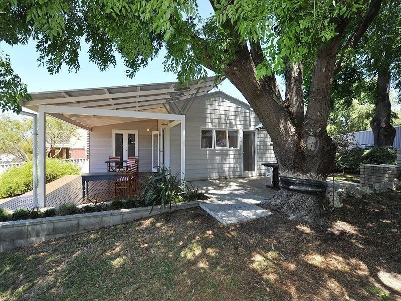 13 Koolinda Street, Falcon WA 6210