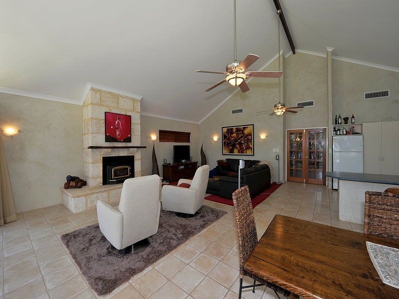 104 Culeenup Road, North Yunderup WA 6208