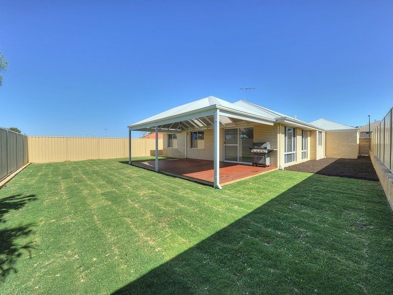 14 McCubbin Loop, Dawesville WA 6211