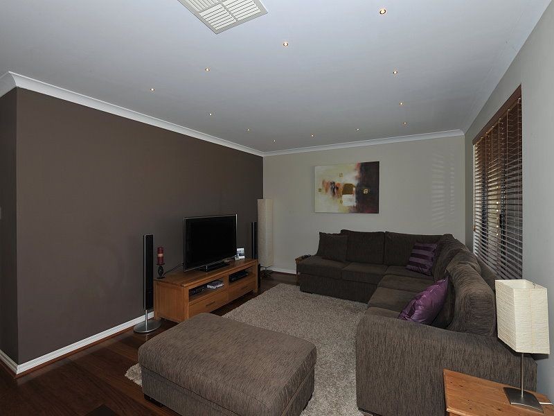 74 Badgerup Ave, Lakelands WA 6180