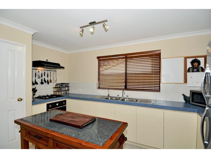 A/84 Janis Street, Halls Head WA 6210