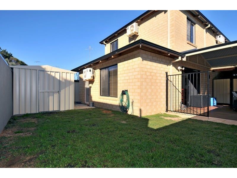 A/84 Janis Street, Halls Head WA 6210