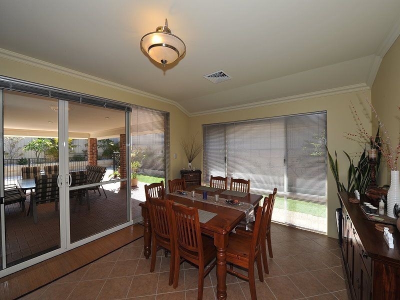 12 Cranbrook Crescent, Dawesville WA 6211