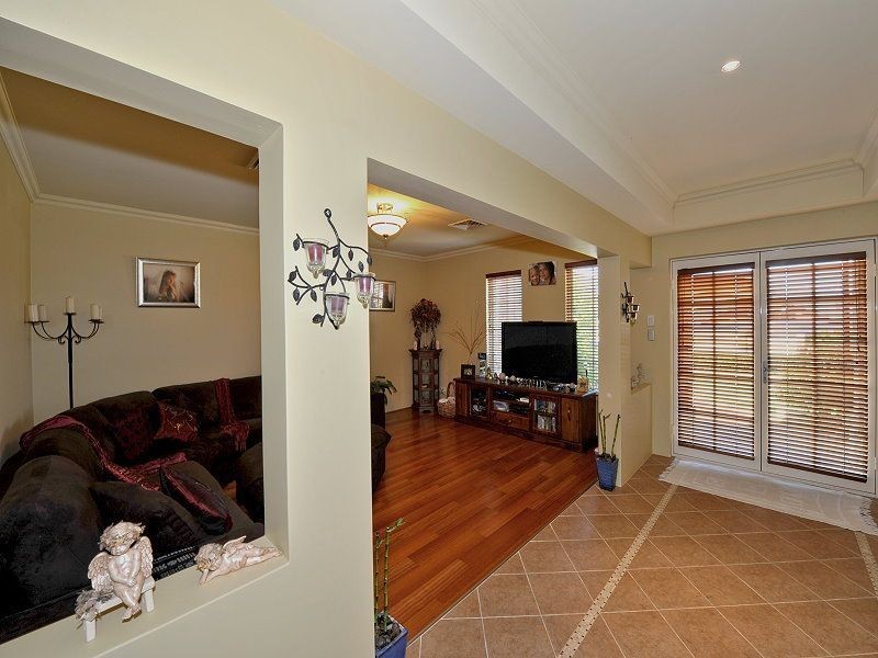 12 Cranbrook Crescent, Dawesville WA 6211