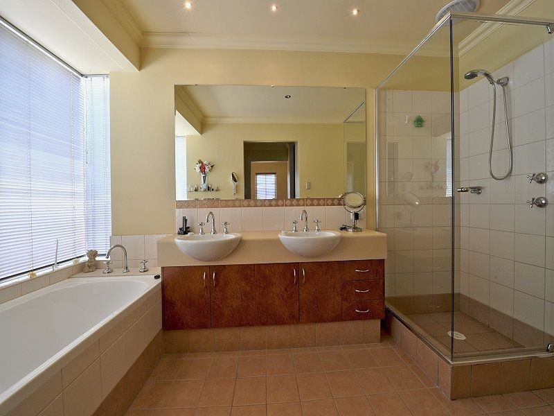 12 Cranbrook Crescent, Dawesville WA 6211