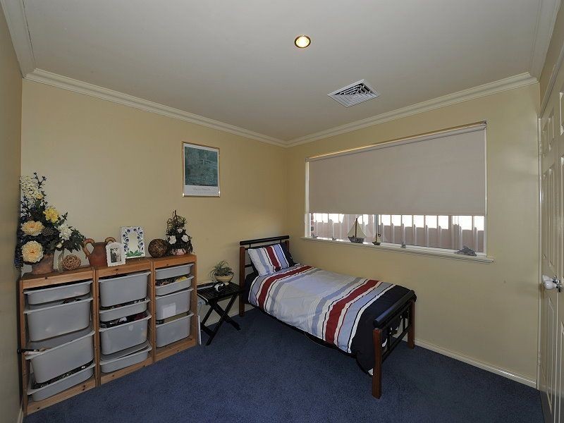 12 Cranbrook Crescent, Dawesville WA 6211