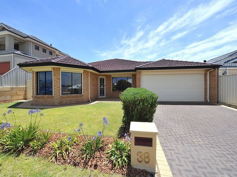 38 Lord Hobart Drive, Madora Bay WA 6210