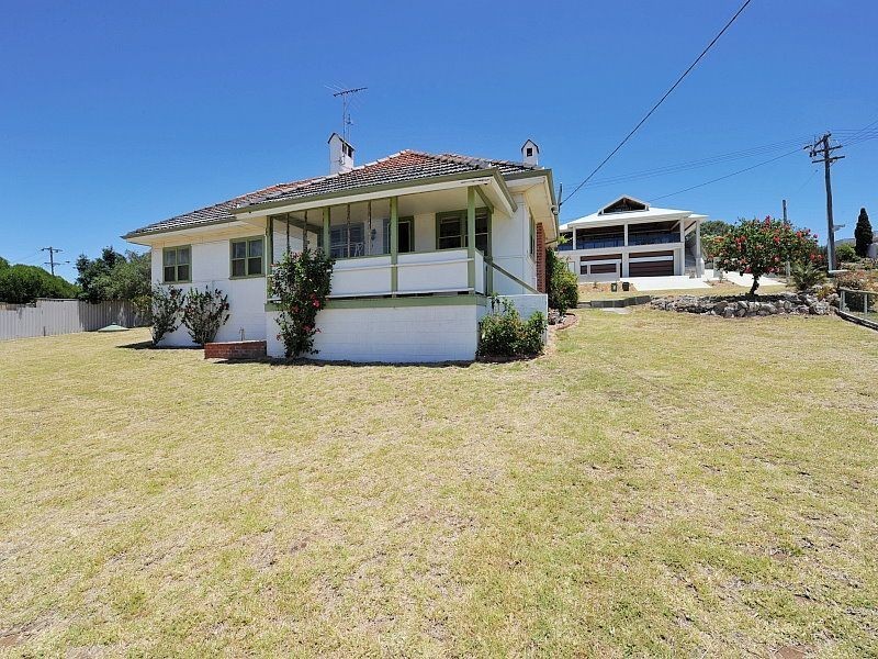 2 View Street, Halls Head WA 6210