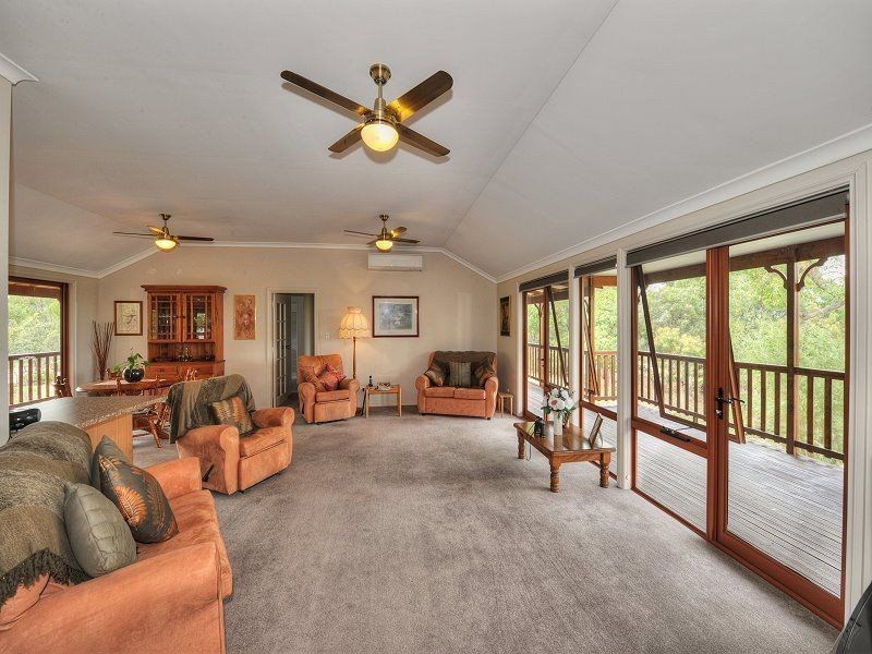 19 Yalgorup Drive, Bouvard WA 6211