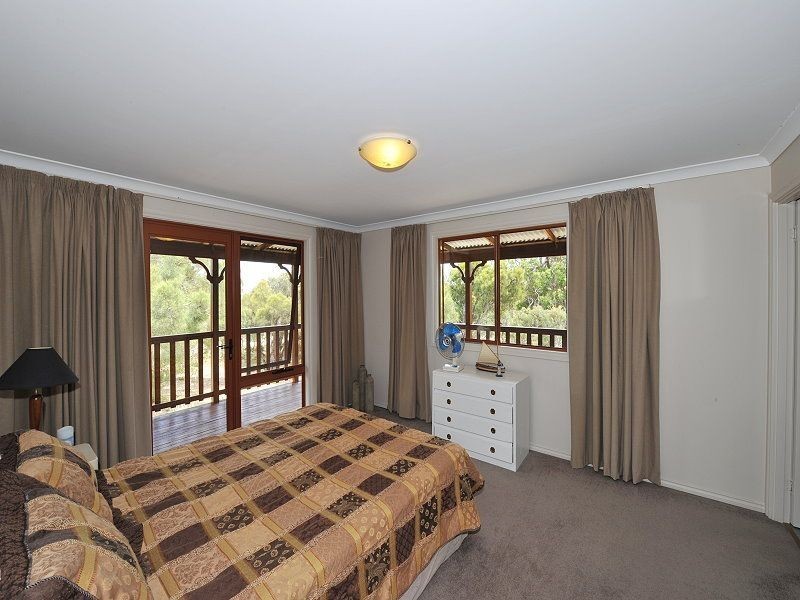 19 Yalgorup Drive, Bouvard WA 6211